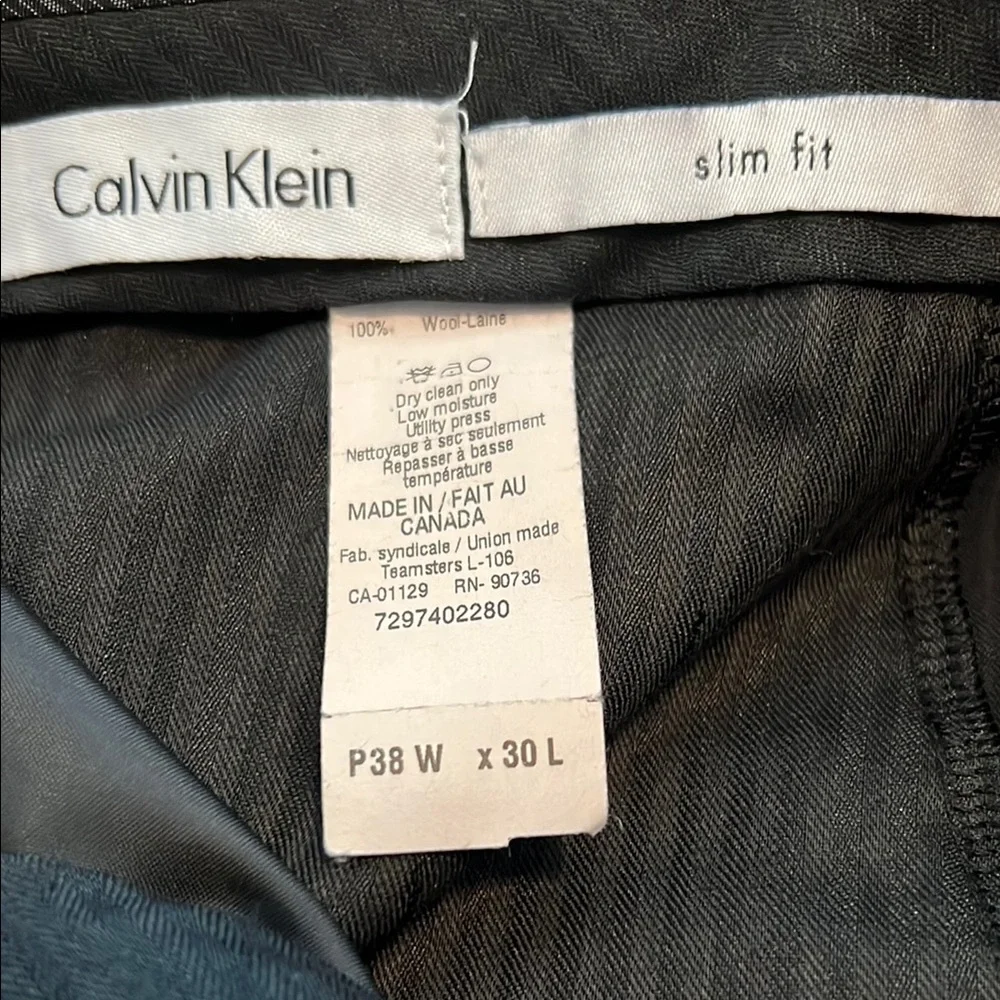 Calvin Klein Size 34 Men's Black Dress Pants
